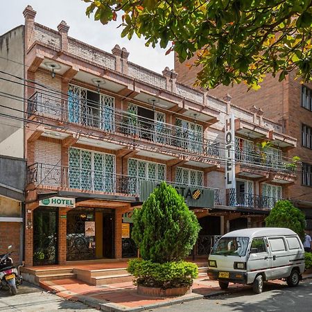 Hotel Boutique Laureles Home - Ayenda 1258 (Adults Only) Медельїн Екстер'єр фото