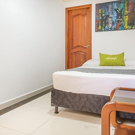 Hotel Boutique Laureles Home - Ayenda 1258 (Adults Only) Медельїн Екстер'єр фото