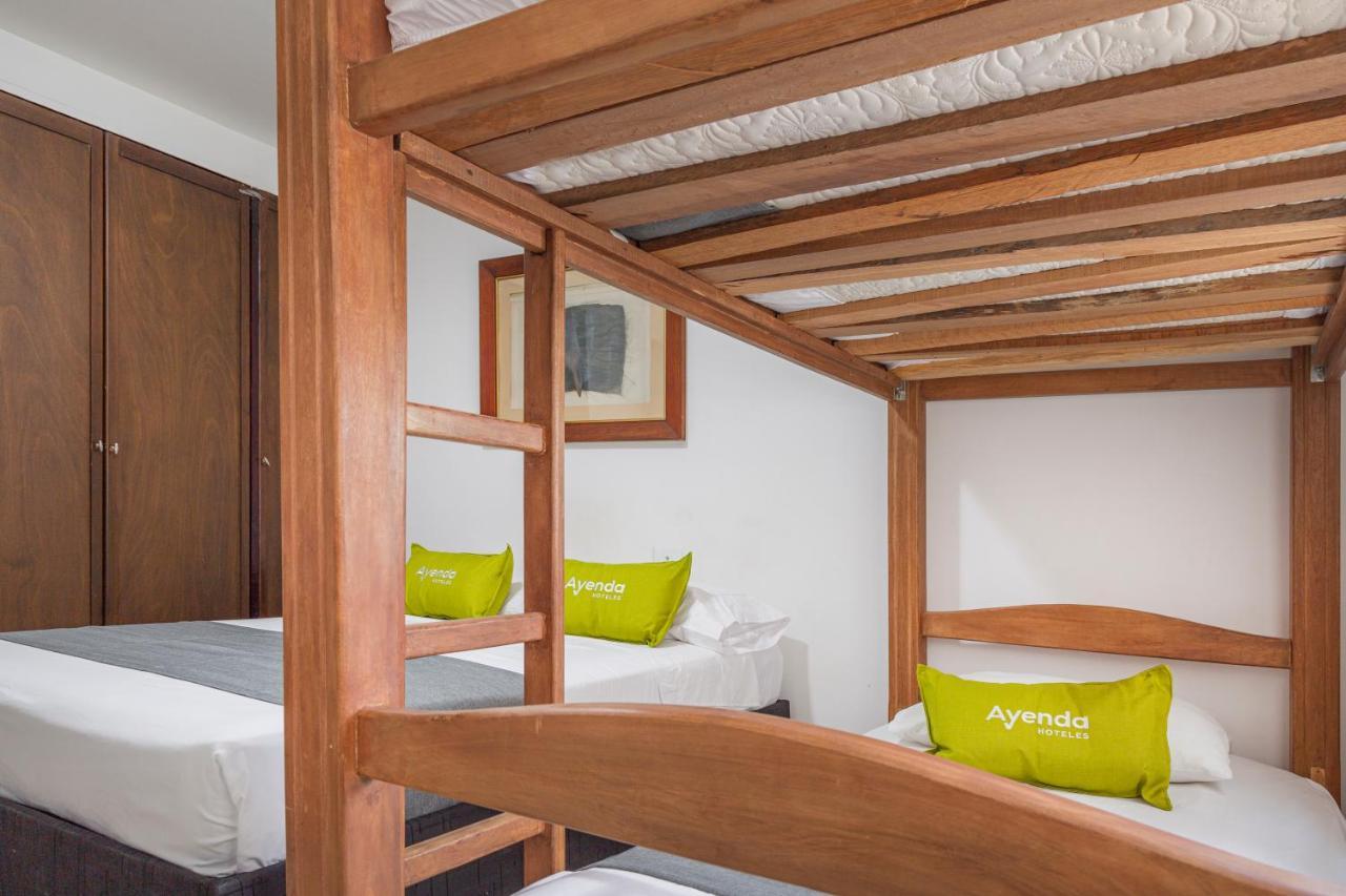 Hotel Boutique Laureles Home - Ayenda 1258 (Adults Only) Медельїн Екстер'єр фото