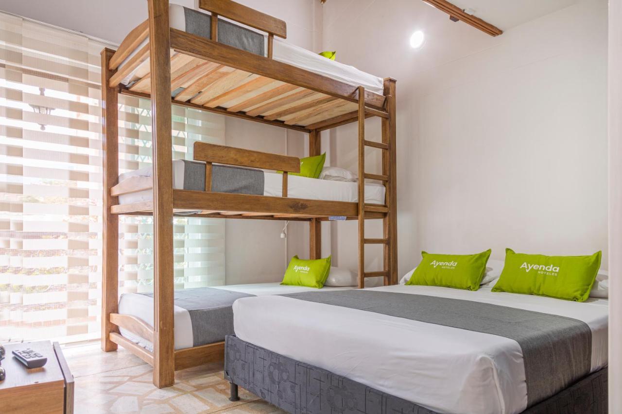 Hotel Boutique Laureles Home - Ayenda 1258 (Adults Only) Медельїн Екстер'єр фото