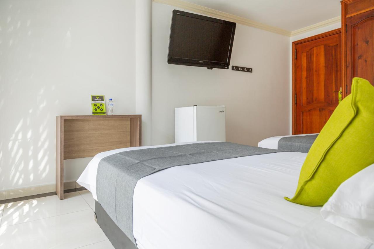 Hotel Boutique Laureles Home - Ayenda 1258 (Adults Only) Медельїн Екстер'єр фото