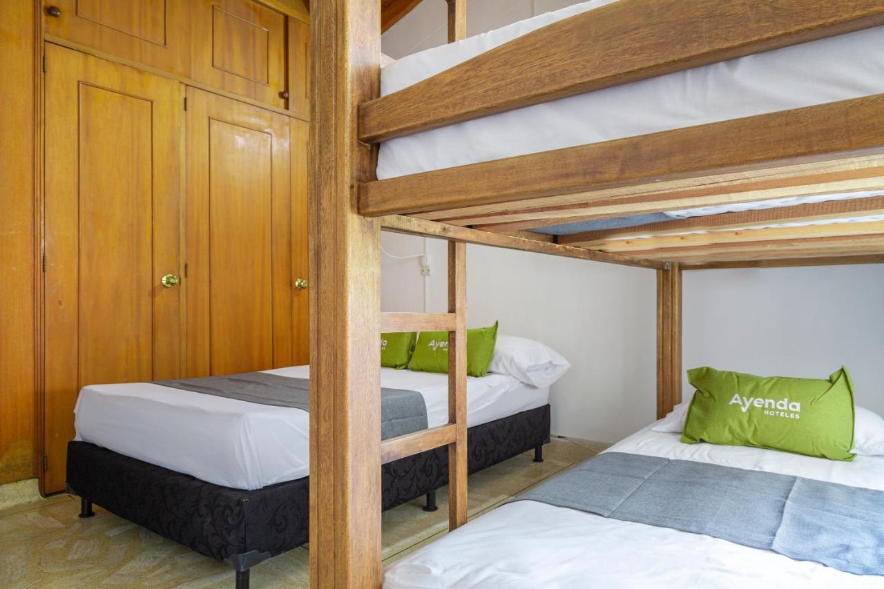 Hotel Boutique Laureles Home - Ayenda 1258 (Adults Only) Медельїн Екстер'єр фото