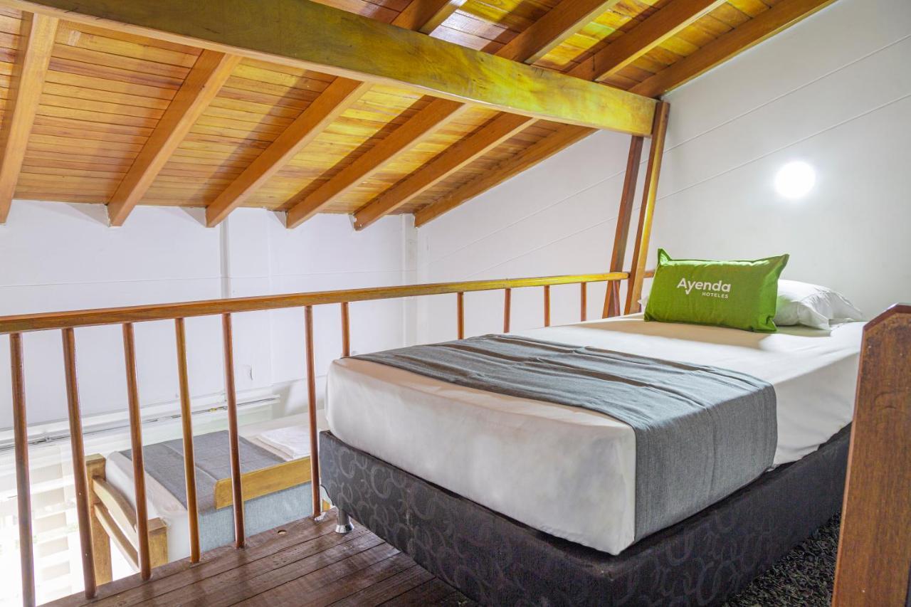 Hotel Boutique Laureles Home - Ayenda 1258 (Adults Only) Медельїн Екстер'єр фото